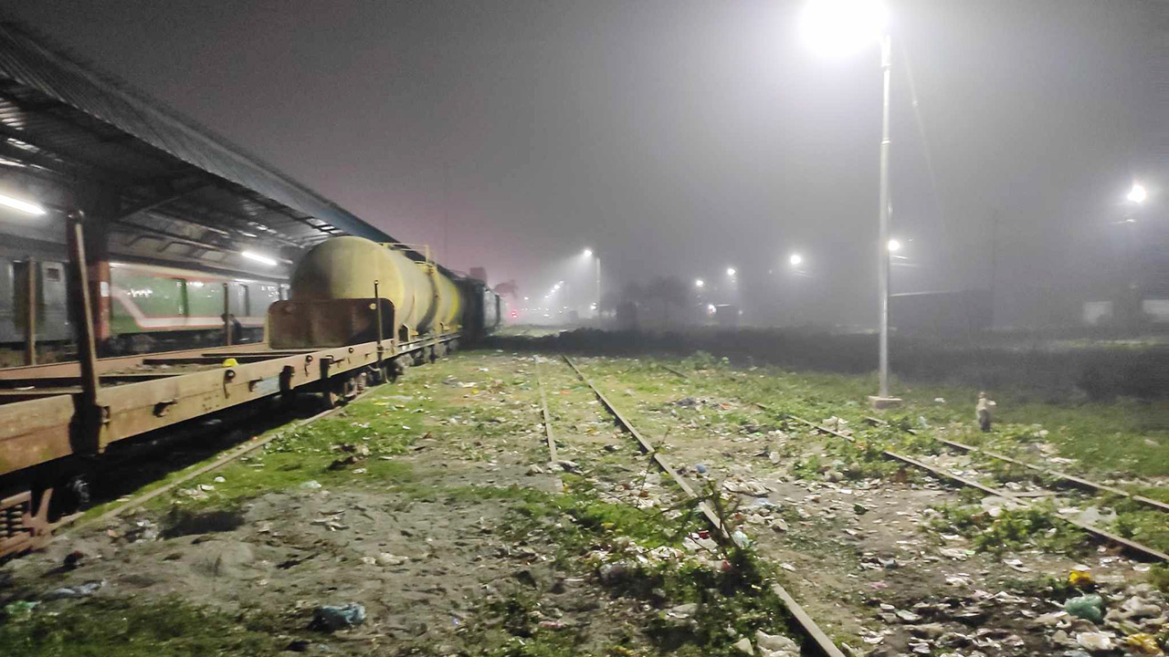 ছিনতাইকারীর ছুরিকাঘাতে ট্রেনের যাত্রী নিহত