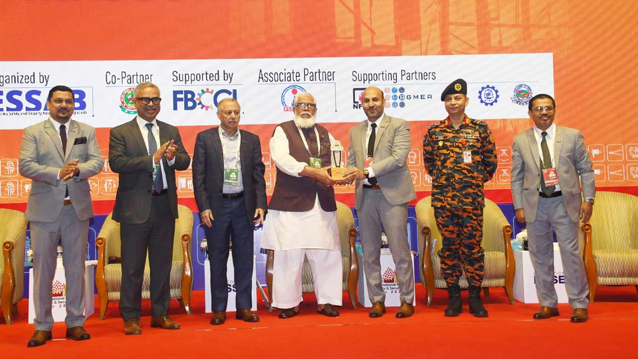 অগ্নি নিরাপত্তায় সাহসী পদক্ষেপ নিয়েছে বেসরকারি খাতের উদ্যোক্তারা