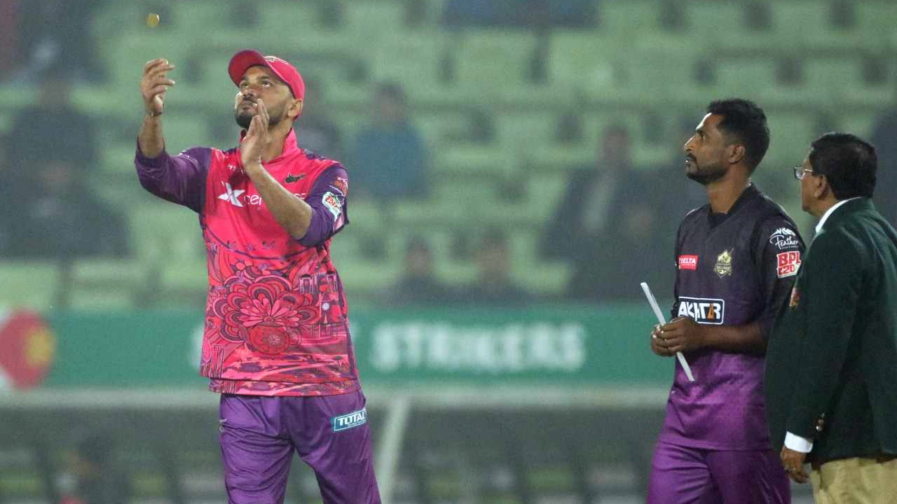 মাশরাফিকে নিয়েই ব্যাটিংয়ে সিলেট