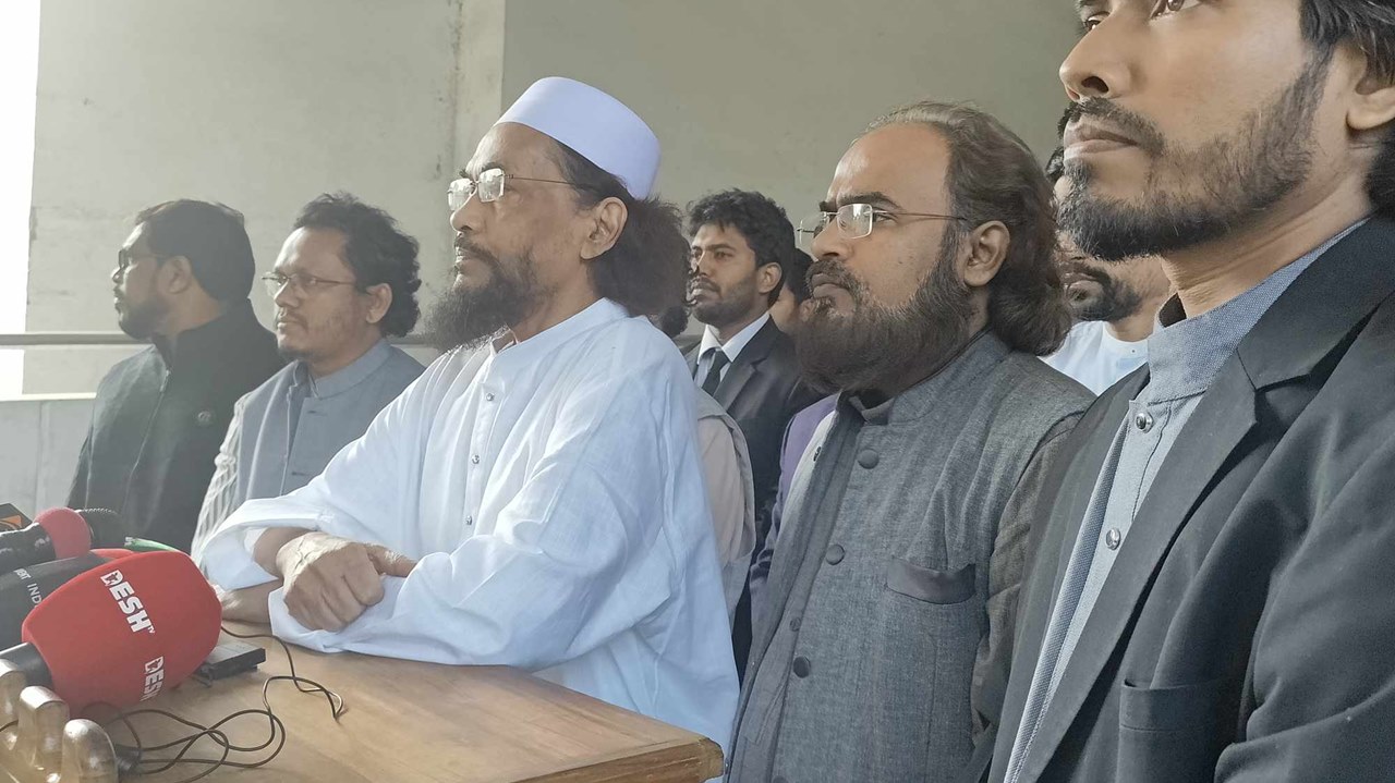 আবেদন খারিজ, ইনসানিয়াত বিপ্লবের চেয়ারম্যানকে লাখ টাকা জরিমানা