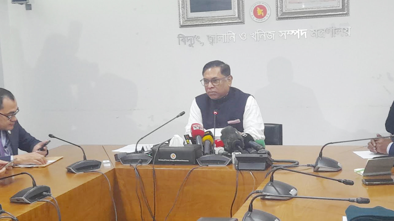 বিদ্যুতের বাড়তি চাহিদা মেটাতে উদ্যোগ নিচ্ছে সরকার