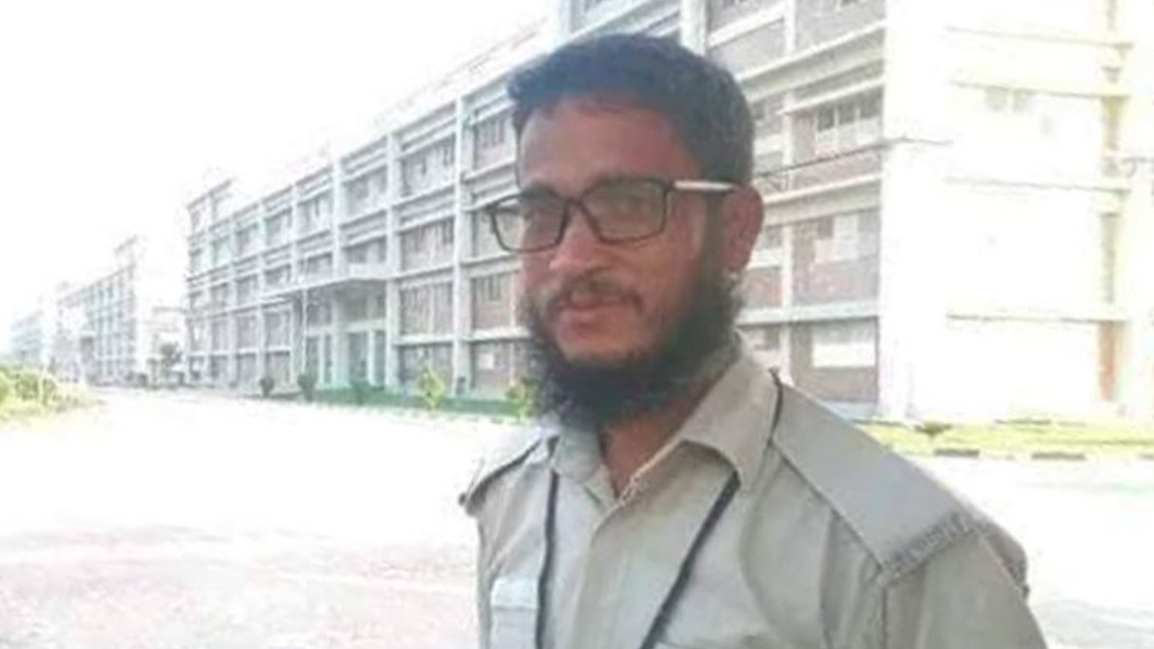 টানেলের সংযোগ সড়কে নিরাপত্তাকর্মীকে পিষে মারল ট্রাক