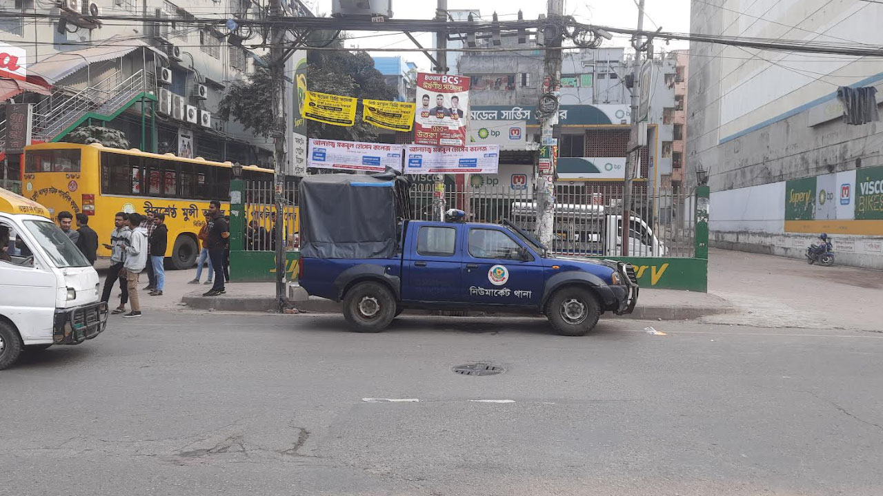 মারামারি করে পুলিশ হেফাজতে ধানমন্ডি আইডিয়ালের দুই শিক্ষার্থী