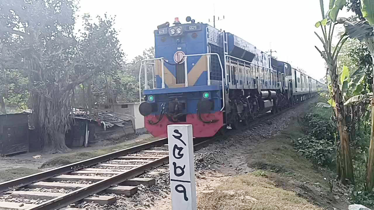 সিসি ক্যামেরা যুক্ত হচ্ছে পশ্চিমাঞ্চলের ২৪টি ট্রেনে