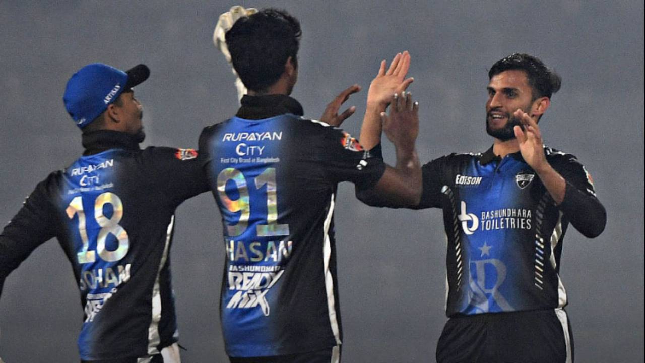 বিদেশি পারফর্মারদের ম্যাচে রংপুরের জয়