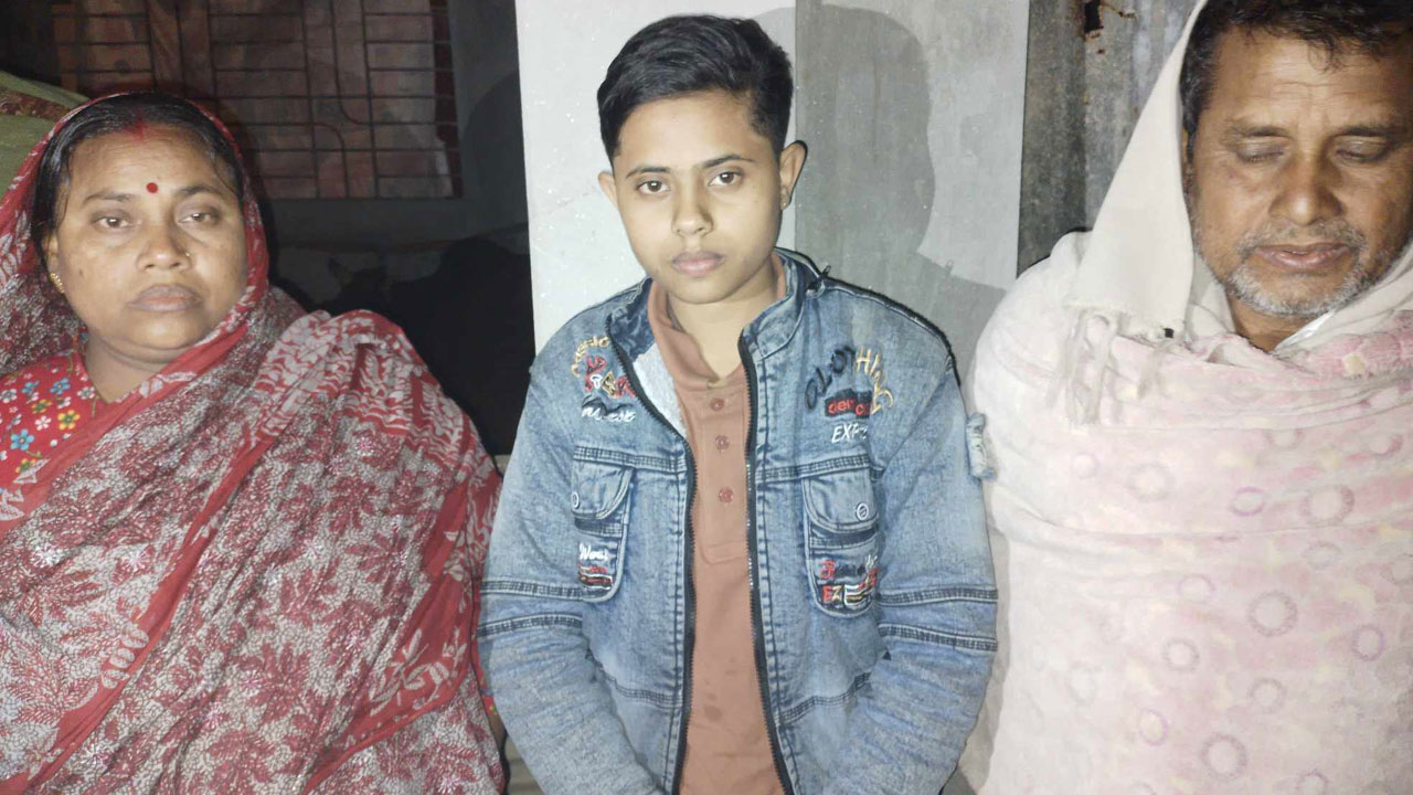 নারী থেকে পুরুষ হয়ে গেলেন তমা, এলাকায় চাঞ্চল্য