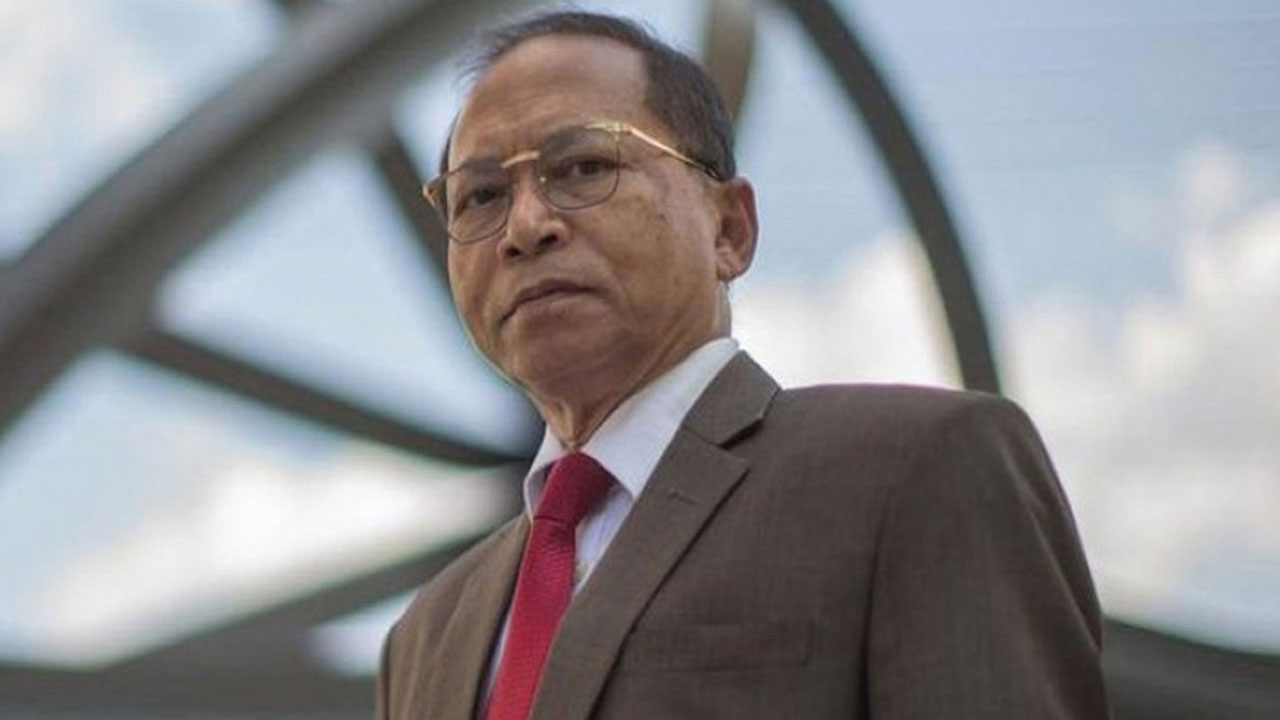 যুক্তরাষ্ট্রে তিন তলা বাড়ি : সিনহার বিরুদ্ধে প্রতিবেদন ২৪ মার্চ