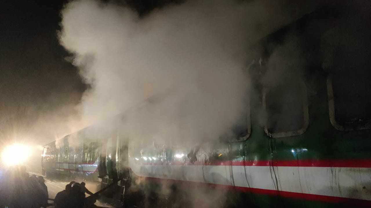 দেড় ঘণ্টার চেষ্টায় আগুন নিয়ন্ত্রণে