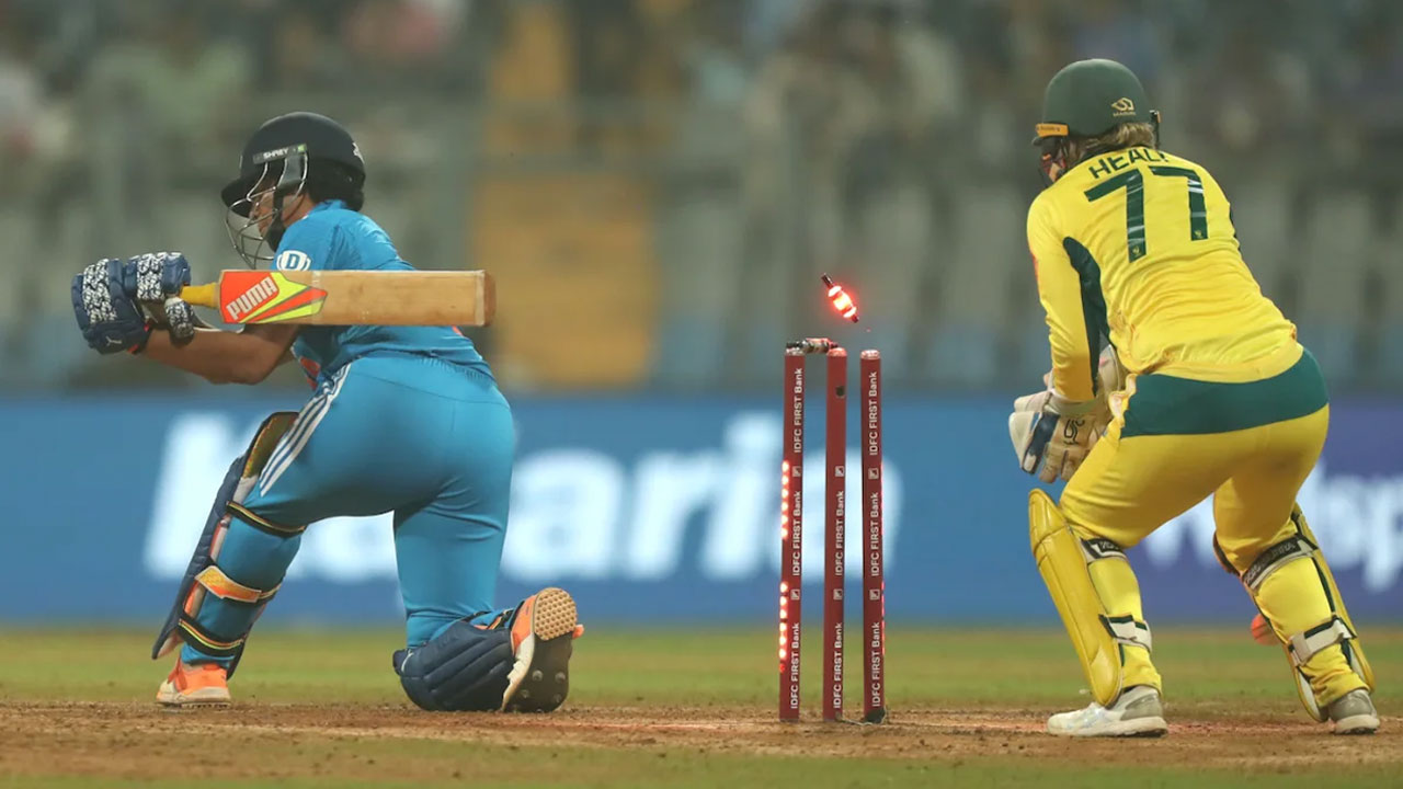 ভারতকে হোয়াইটওয়াশ করল অস্ট্রেলিয়া