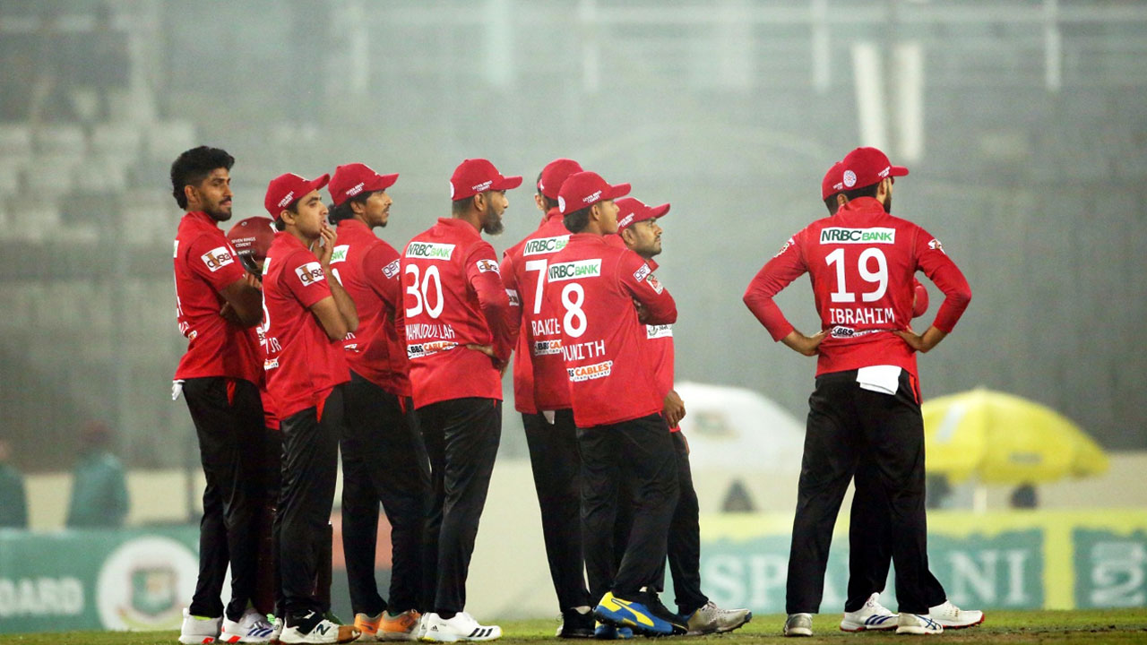 তামিমের ইতিহাস গড়ার দিনে হারল বরিশাল