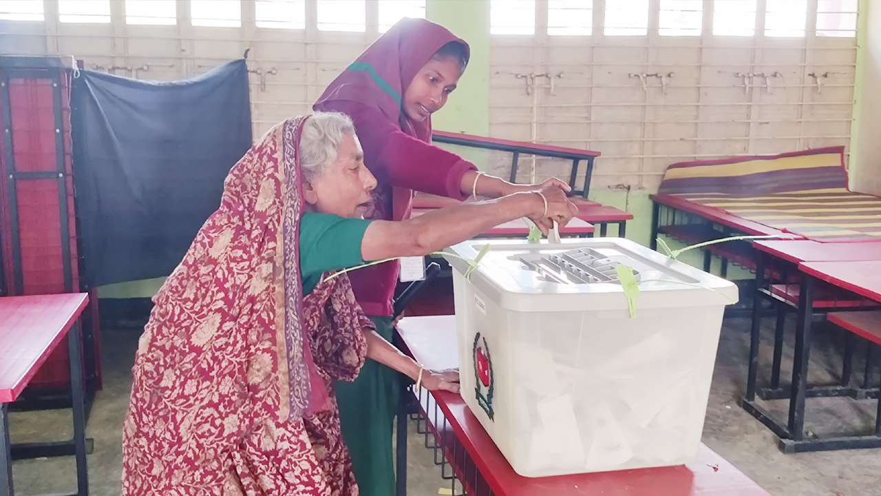 শেষ হলো দ্বাদশ জাতীয় সংসদ নির্বাচনের ভোটগ্রহণ