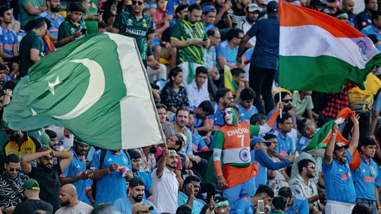 পাক-ভারত ম্যাচে বৃষ্টির সম্ভাবনা, যা বলছে আবহাওয়া