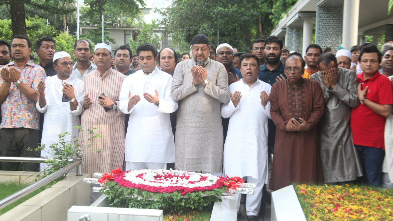 শেখ আছিয়া বেগমের ১৭তম মৃত্যুবার্ষিকীতে যুবলীগের শ্রদ্ধা