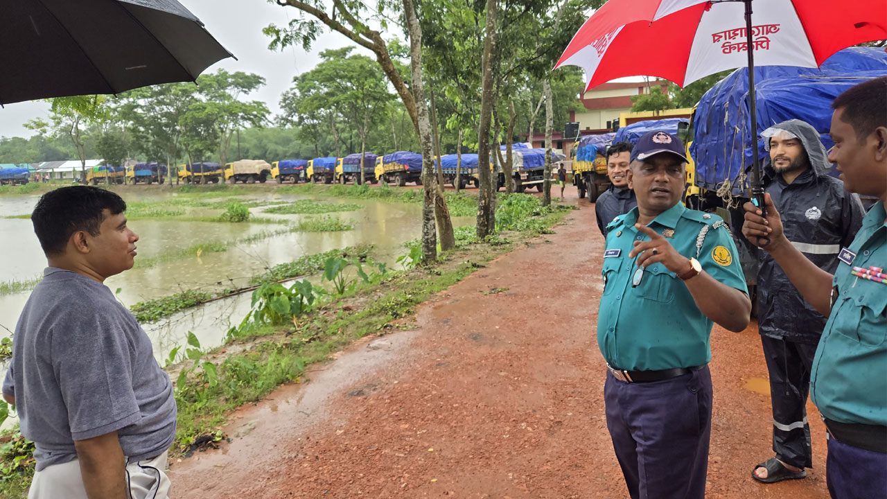 সিলেটে ১৪ ট্রাক ভারতীয় চিনি জব্দ