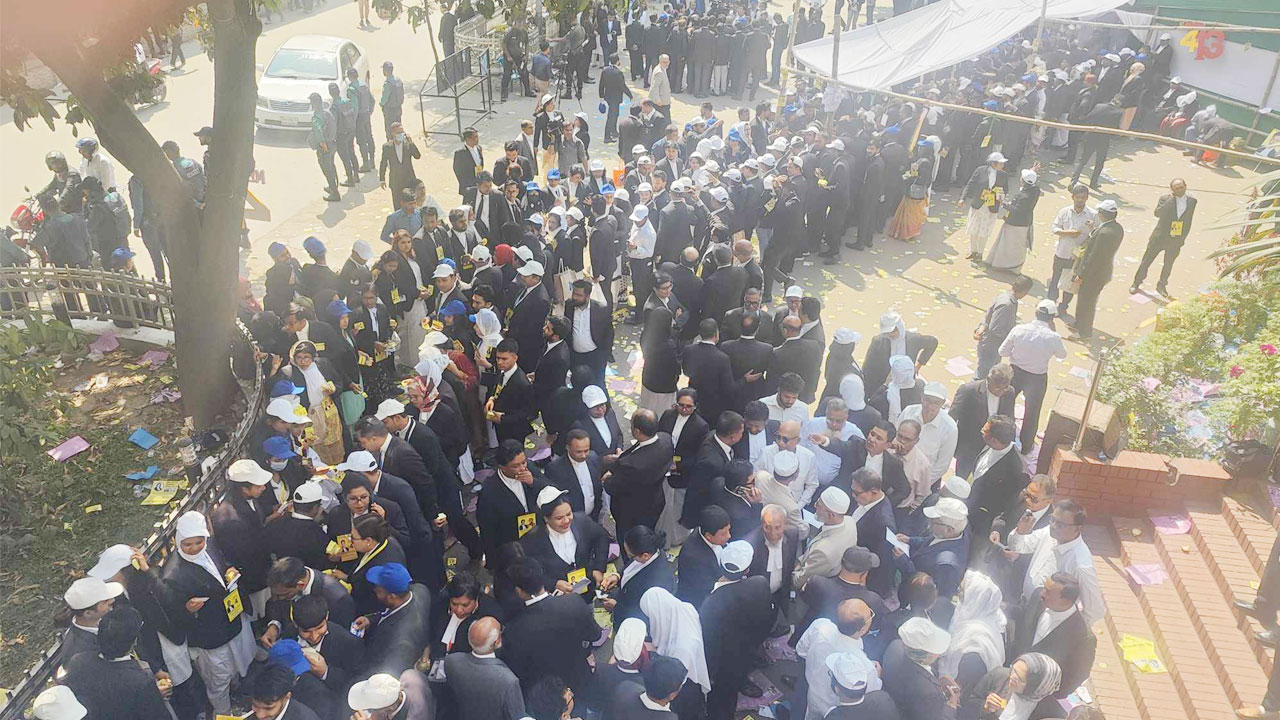 সুপ্রিম কোর্ট বার নির্বাচনের ফল বাতিল চেয়ে রিট