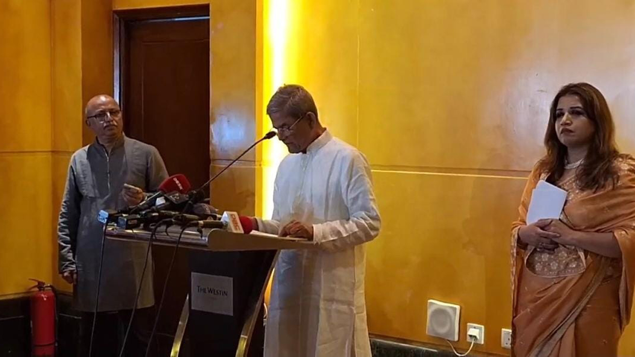 অহিংস আন্দোলন চলবে, কূটনীতিকদের ইফতারে মির্জা ফখরুল