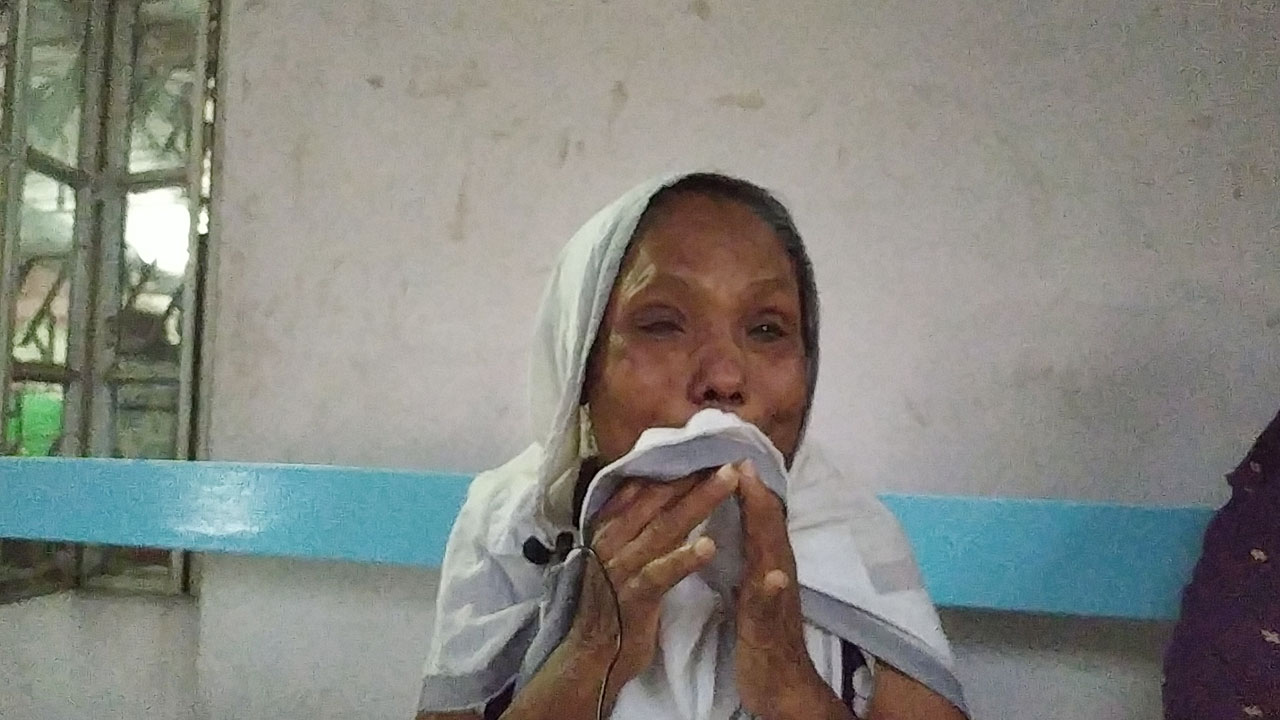 ‘জীবনের শেষ সময়ে ছেলেমেয়েদের কাছে বোঝা হয়ে গেলাম’