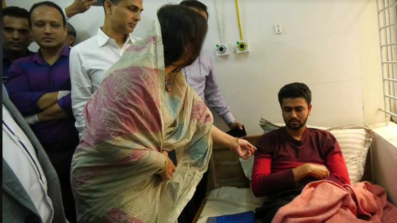 শিক্ষকের গুলিতে আহত শিক্ষার্থীর সঙ্গে কথা বলছে তদন্ত কমিটি