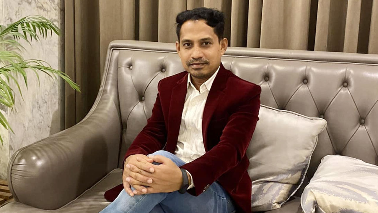 রাবি শিক্ষক হাফিজুরকে ৫ বছরের জন্য ক্লাস-পরীক্ষা থেকে অব্যাহতি