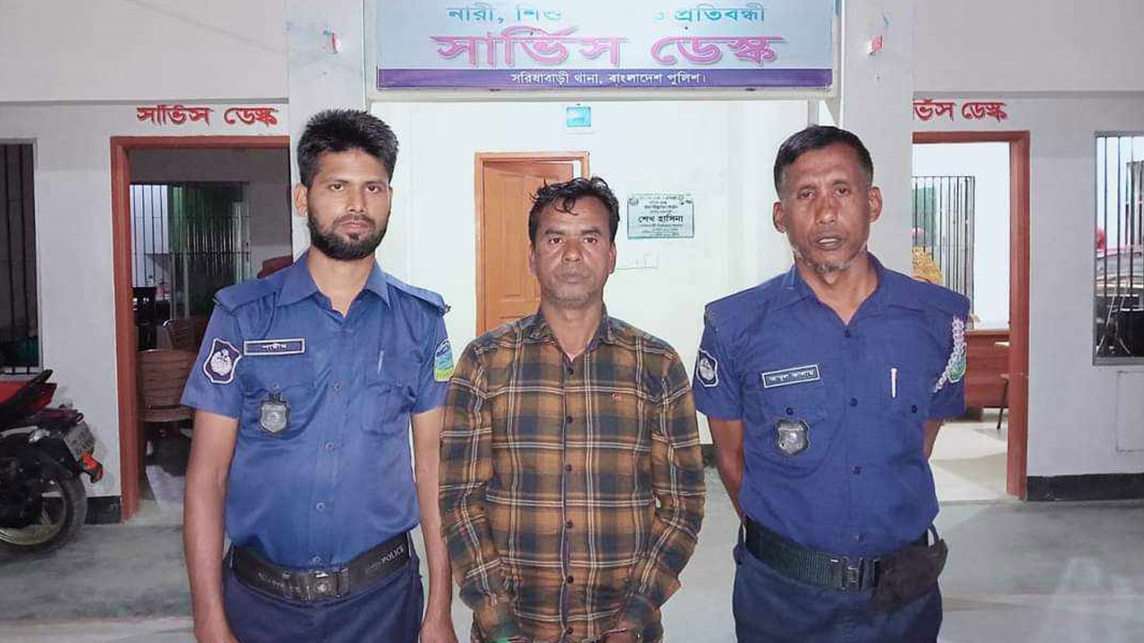 ভরণপোষণ না দিয়ে মাকে মারধর, শিক্ষক ছেলে কারাগারে