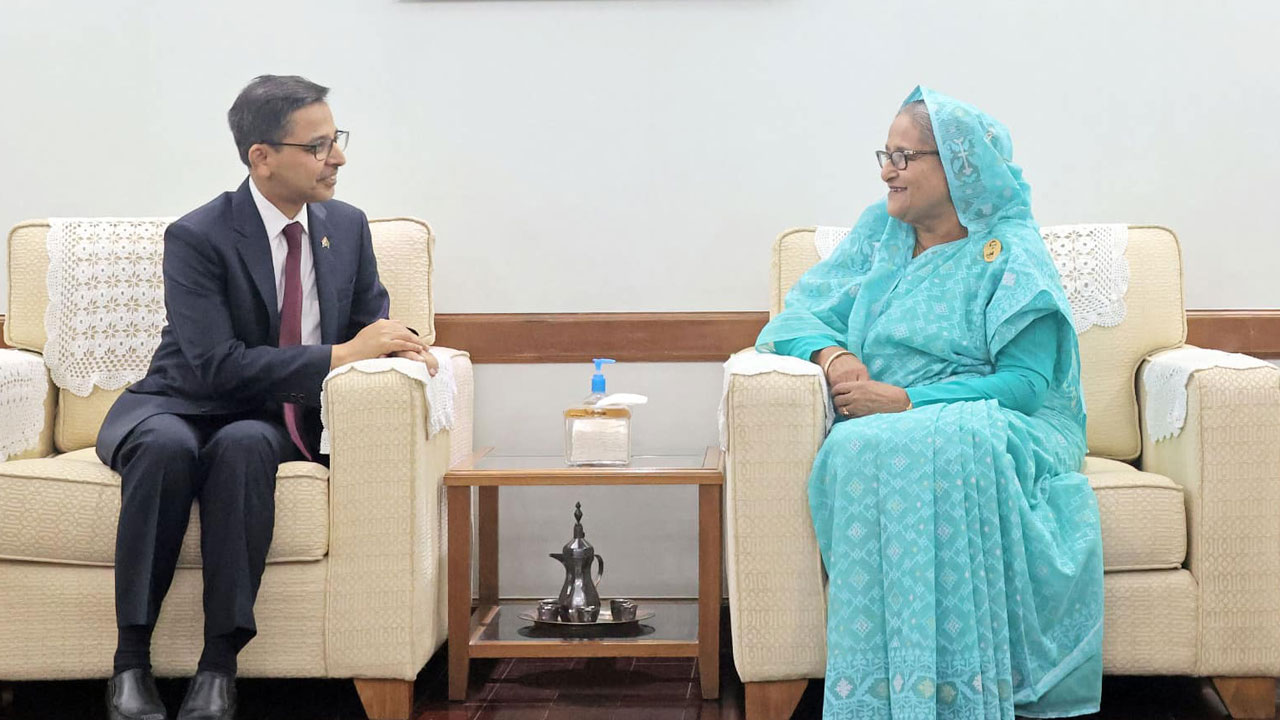 প্রধানমন্ত্রীর সঙ্গে ভারতীয় হাইকমিশনারের সৌজন্য সাক্ষাৎ