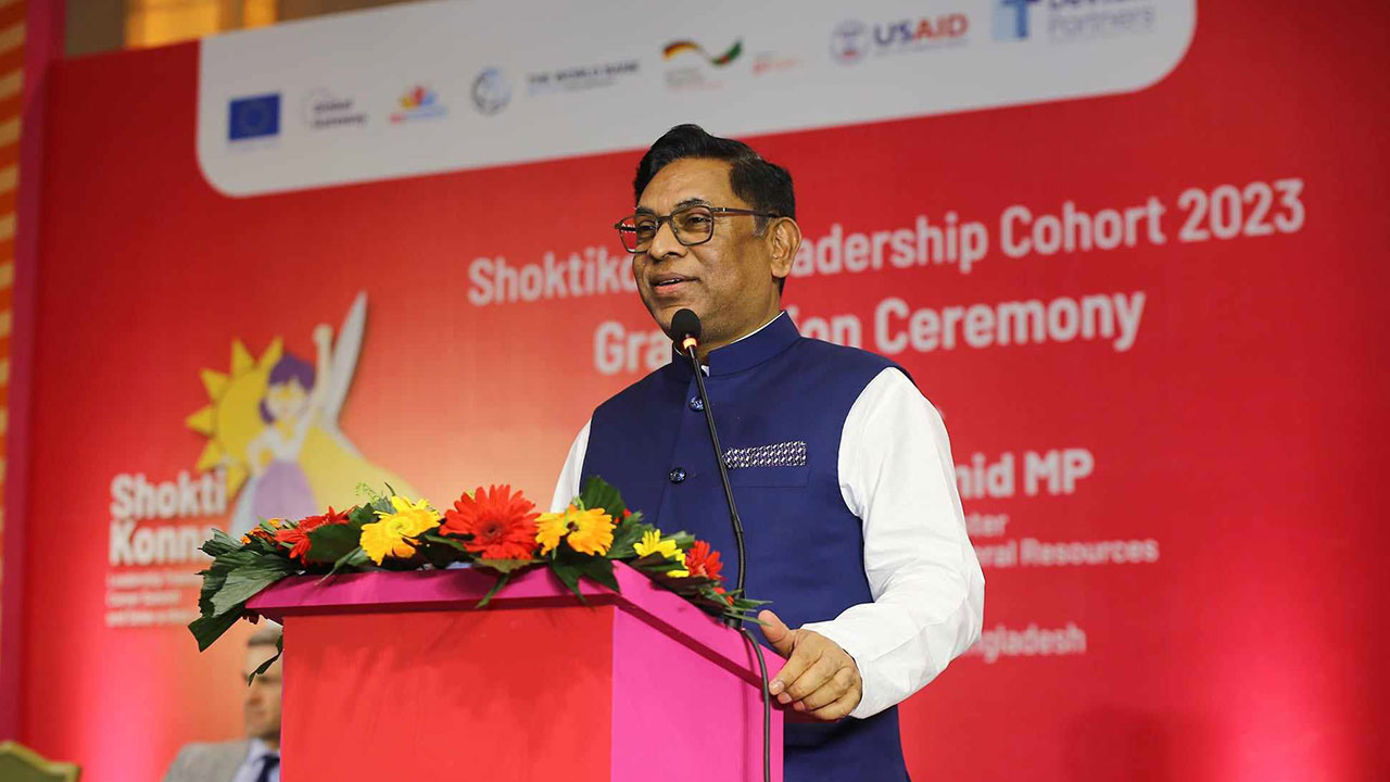 পরিষ্কার জ্বালানির রূপান্তরে প্রকৌশলীদের পথপ্রদর্শক হতে হবে