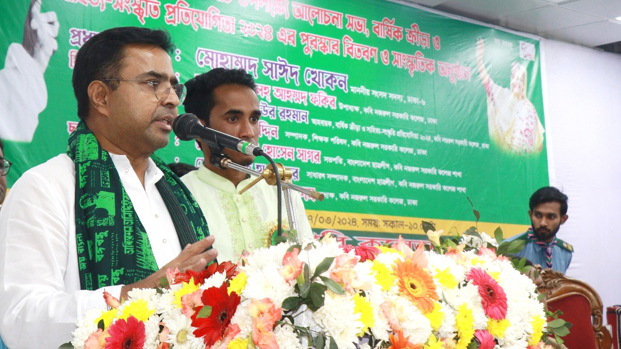 ‘জাতিসত্তার শেকড় থেকে সরে গেলে অস্তিত্ব বিলীন হয়ে যাবে’