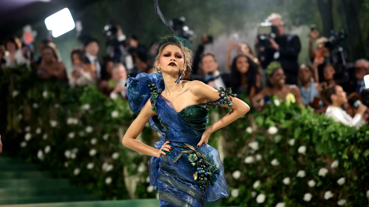 মেট গালায় ঢুকতে তারকাদের কত কোটি খরচ করতে হয়?