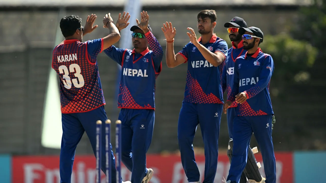 অভিজ্ঞ দল নিয়ে বিশ্বকাপে যাচ্ছে নেপাল 