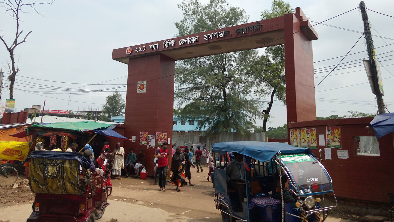 নির্বাচনী সরঞ্জাম ছিনিয়ে নেয়ার সময় পুলিশের গুলি, আহত ৫