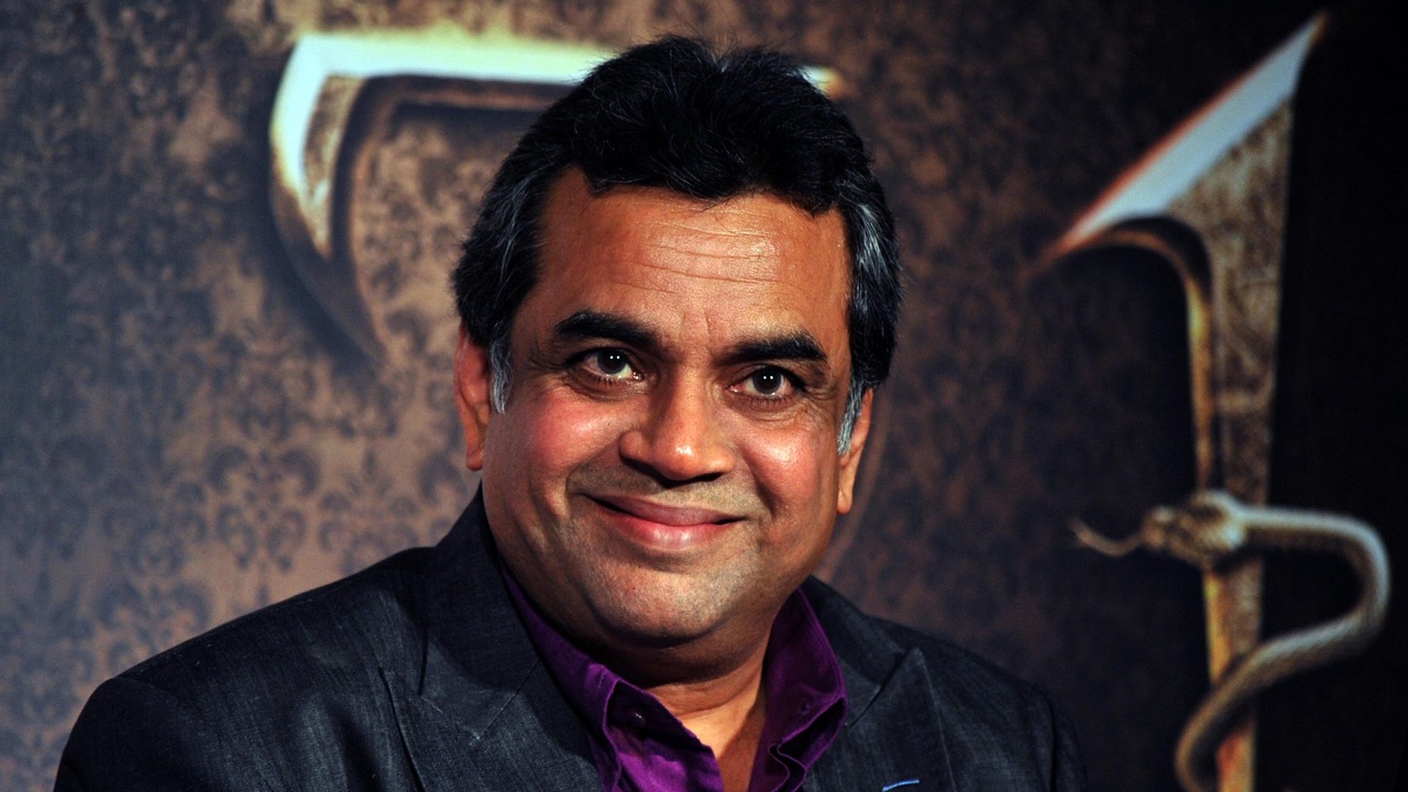 ব্যাংকের চাকরি ছাড়েন, প্রেমিকার কাছ থেকে হাতখরচ নিতেন পরেশ