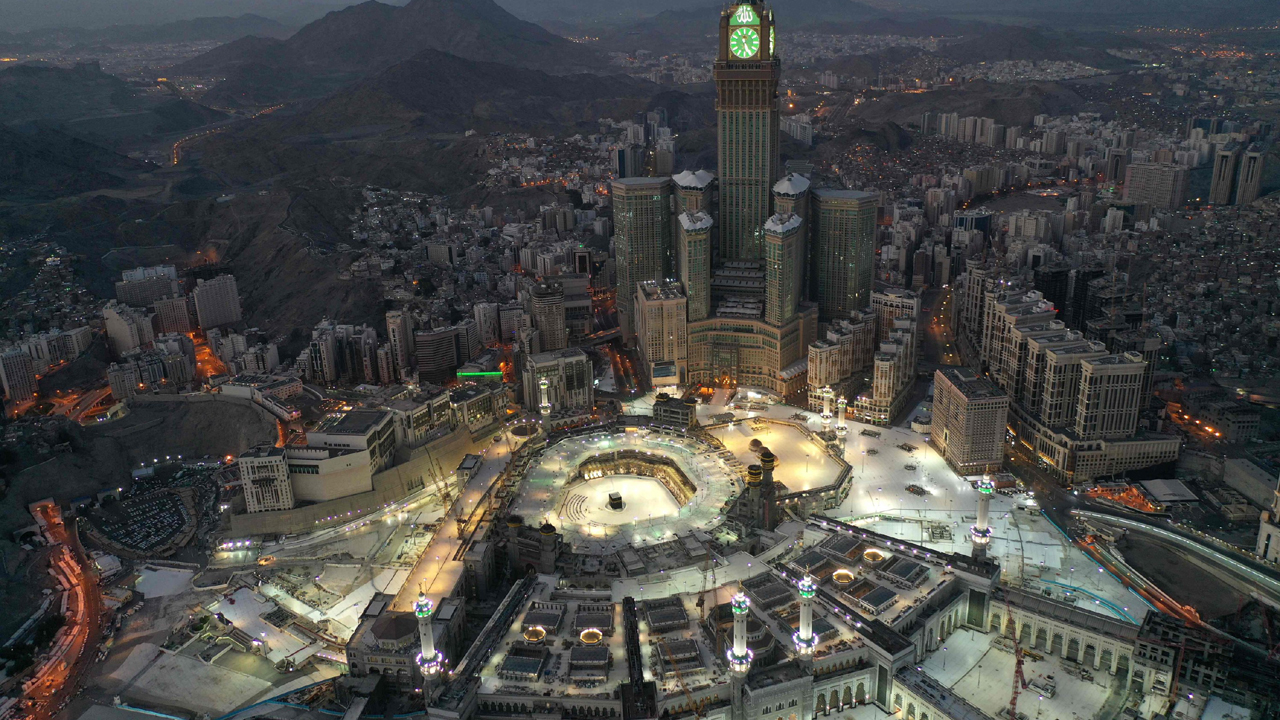 মক্কায় প্রবেশে সৌদির বাসিন্দাদের লাগবে অনুমতি