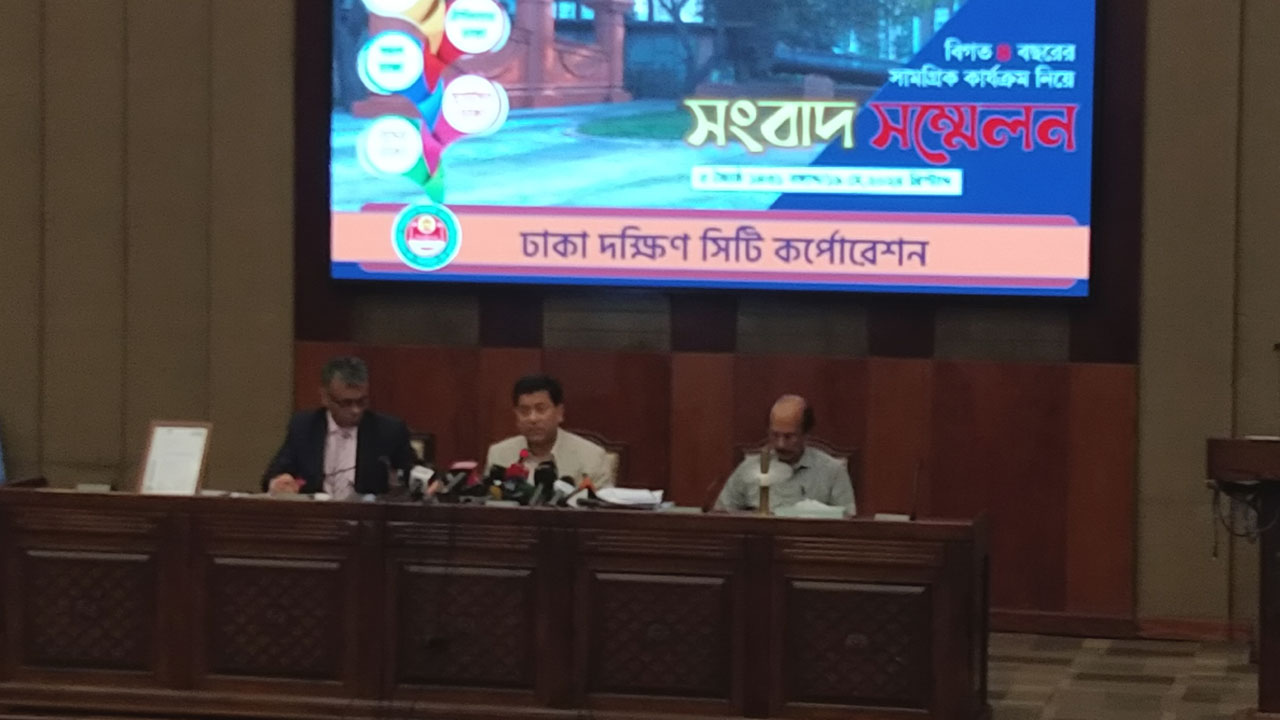 চার বছরের উন্নয়নের ফিরিস্তি তুলে ধরলেন মেয়র তাপস