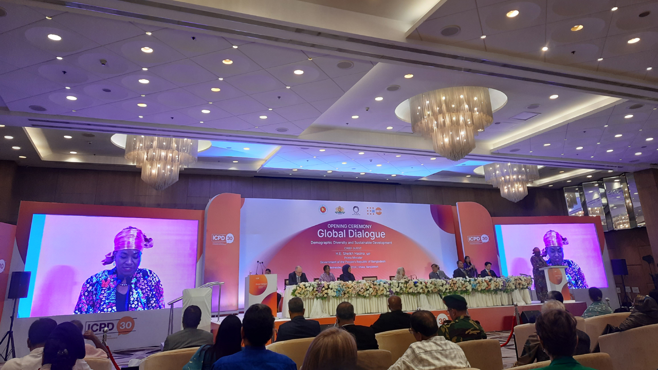 মাতৃমৃত্যু রোধে বাংলাদেশের উন্নতি ‘অভাবনীয়’ : ইউএনএফপিএ