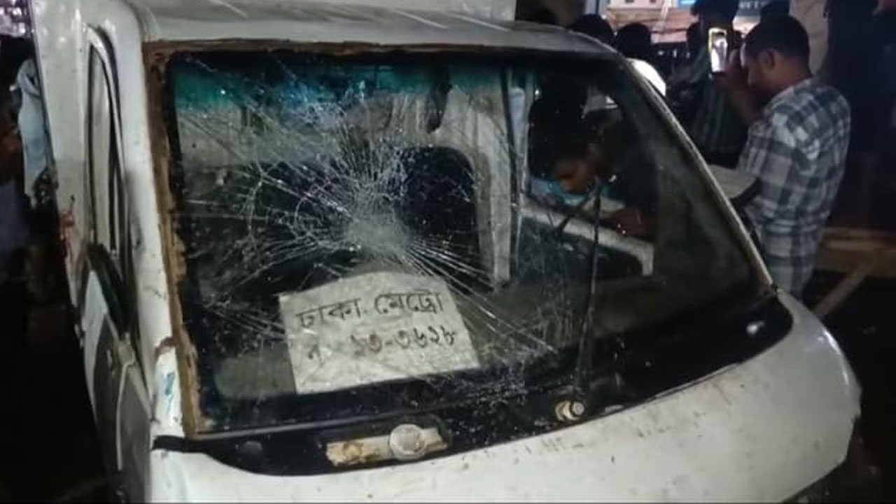 আশুলিয়ায় লেগুনা গর্তে পড়ে দুই পোশাক শ্রমিক নিহত