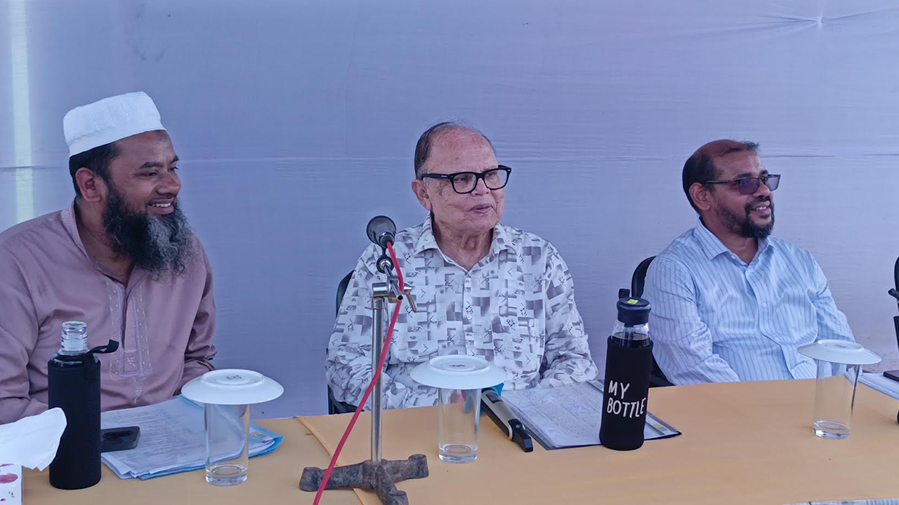 কৃষককে উপযুক্ত মূল্য না দিলে দেশে কৃষি থাকবে না : খাদ্য উপদেষ্টা