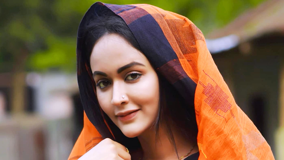 আমার প্রাক্তন একটা অমানুষ : অহনা