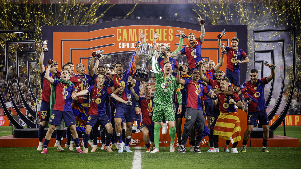 শ্বাসরুদ্ধকর এল-ক্লাসিকো, ৫ গোল ৩ লাল কার্ডের দিনে শিরোপা বার্সার