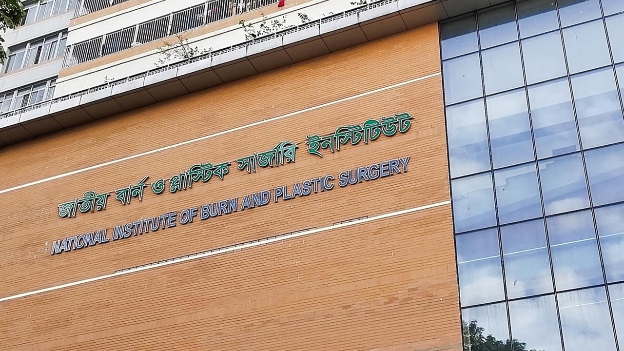 গাজীপুরে গ্যাস সিলিন্ডার বিস্ফোরণে দগ্ধ গার্মেন্টস কর্মীর মৃত্যু