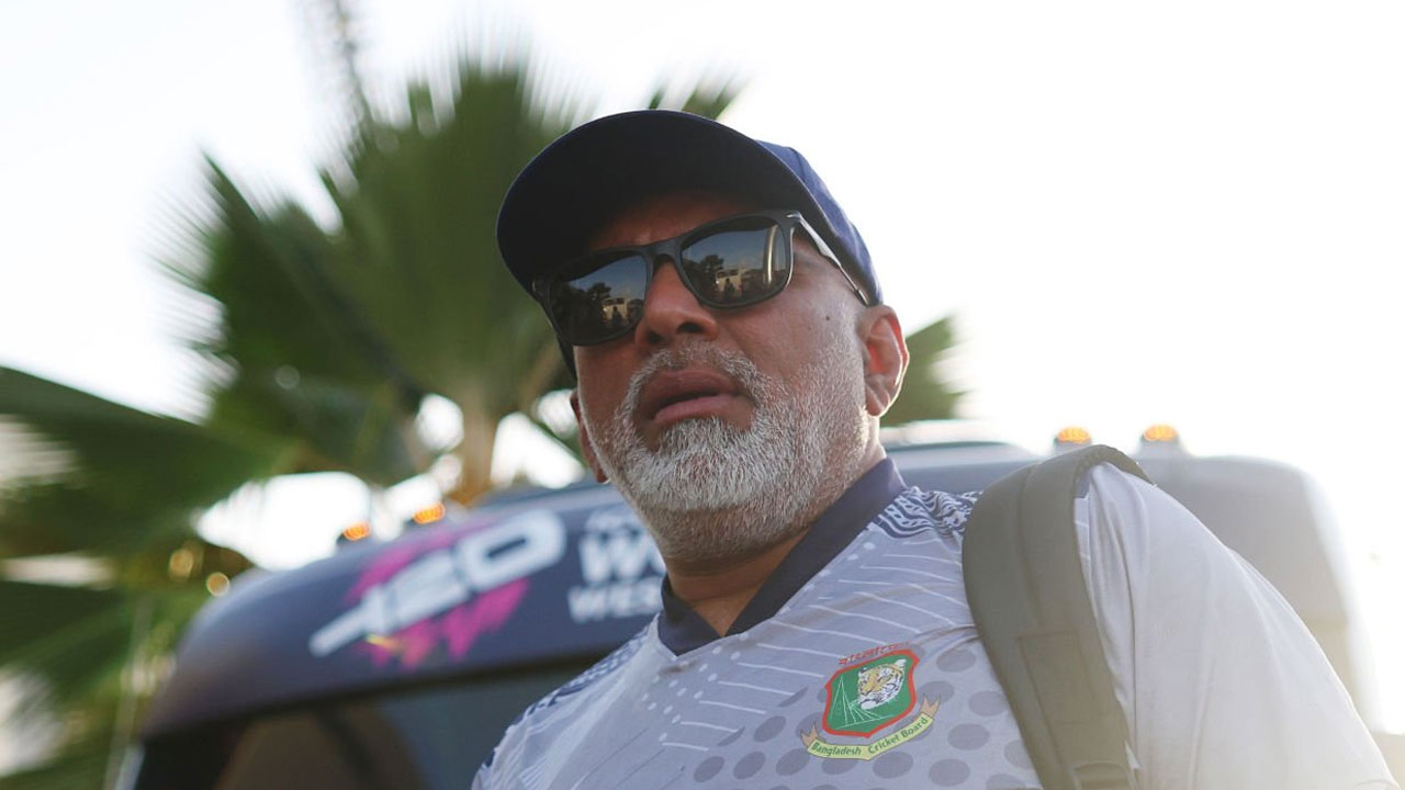 জীবনের ভয় নিয়ে বাংলাদেশ ছেড়েছিলেন হাথুরুসিংহে