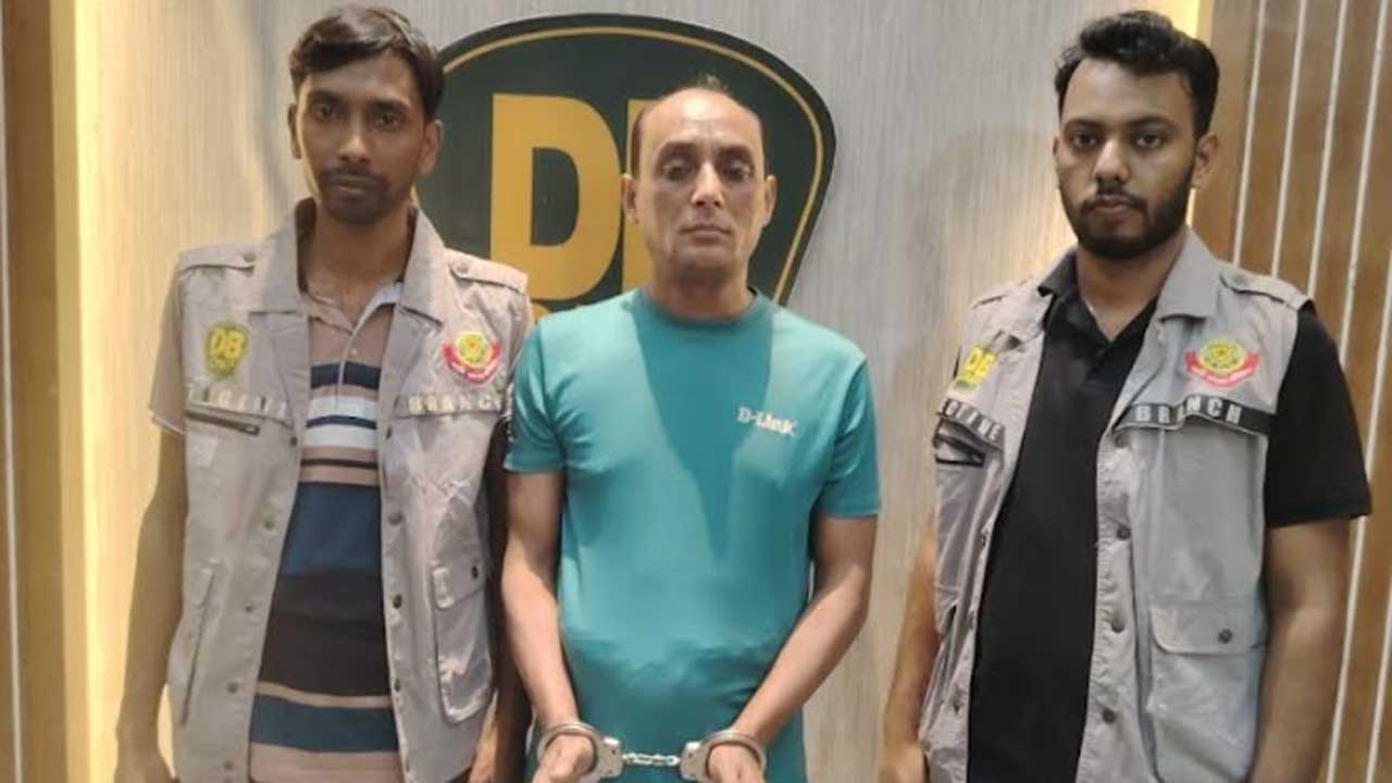 ঝটিকা মিছিল বিরোধী অভিযান : আরও ৮ জন গ্রেপ্তার