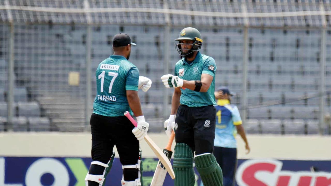 মোহামেডানকে হারিয়ে শিরোপা জিততে আবাহনীর প্রয়োজন ২৪১