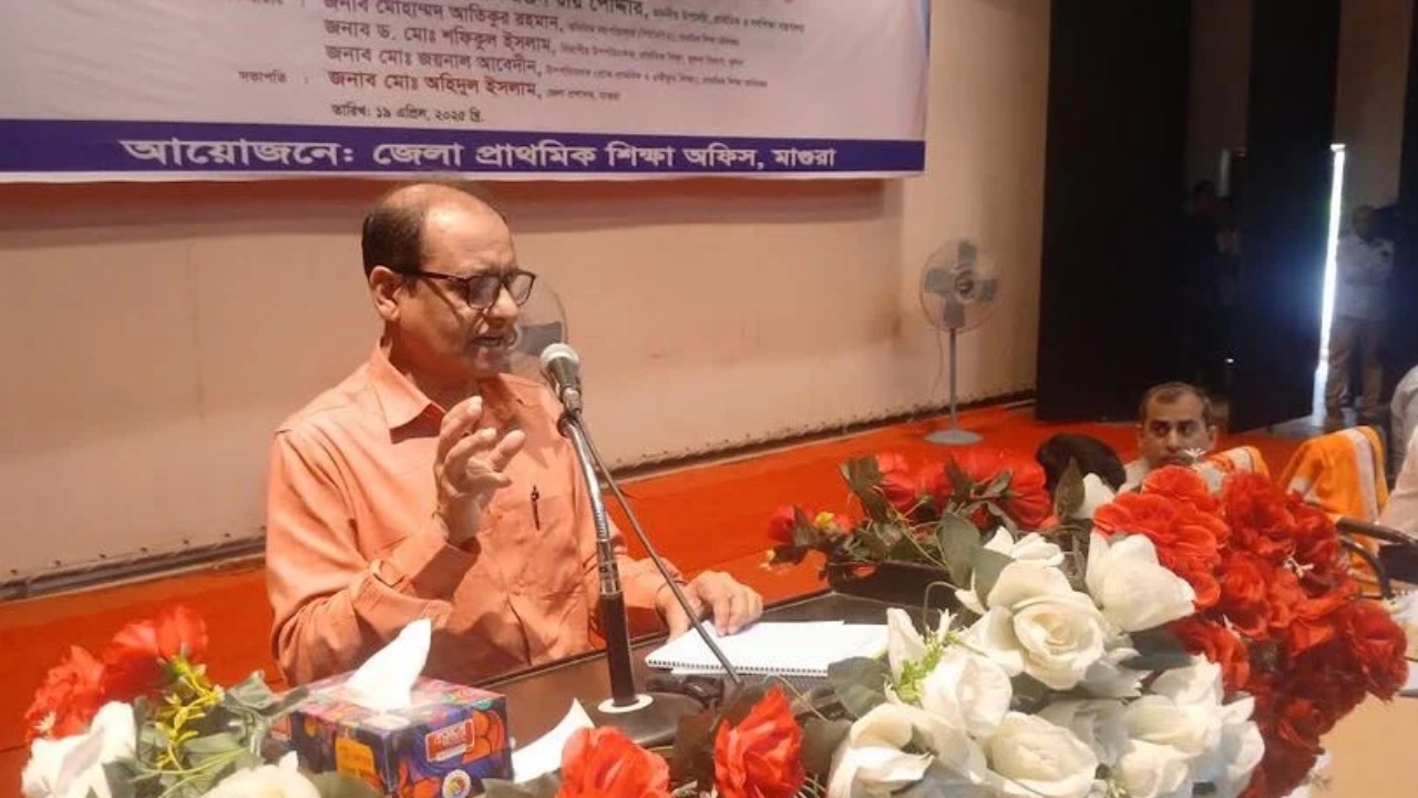 এ মুহূর্তে সহকারী শিক্ষকদের দশম গ্রেড দেওয়া সম্ভব নয়
