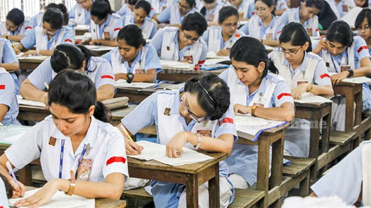 এসএসসির নবম দিনে অনুপস্থিত ২৮ হাজার, বহিষ্কার ৩৪