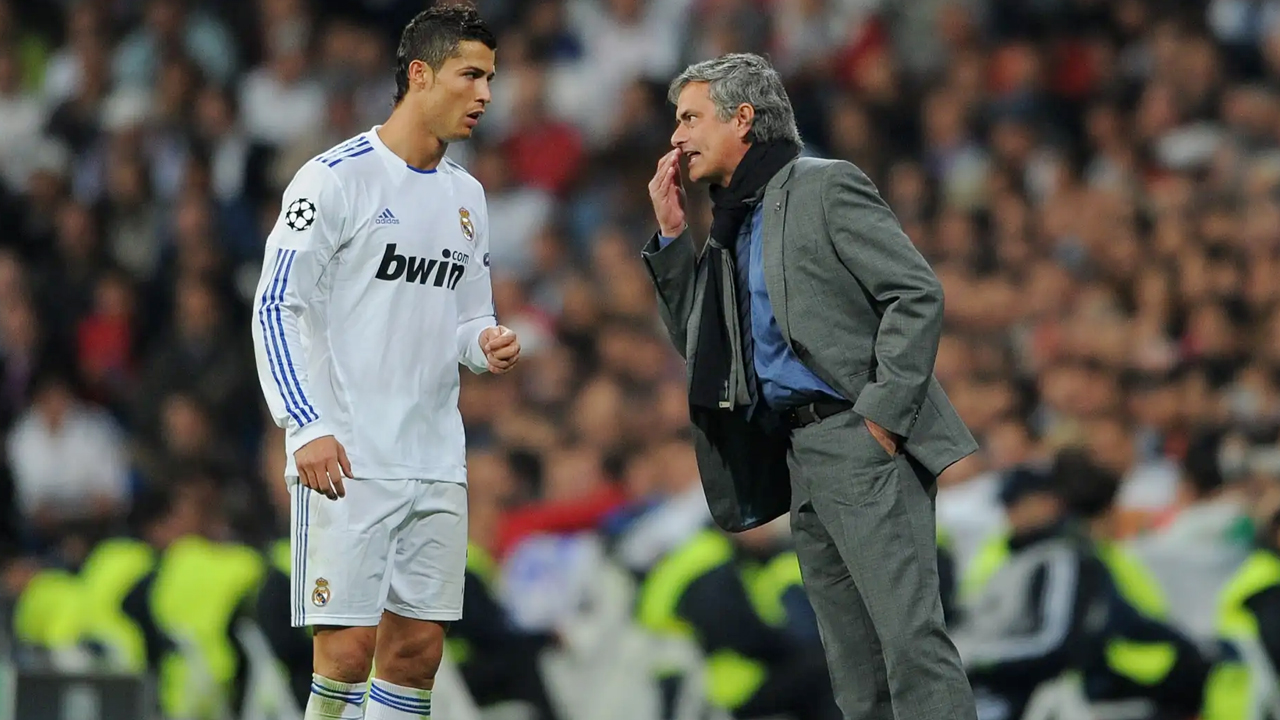 তুরস্কে বিতর্কিত সব ঘটনা শেষে রোনালদোদের কোচ হচ্ছেন মরিনিয়ো!