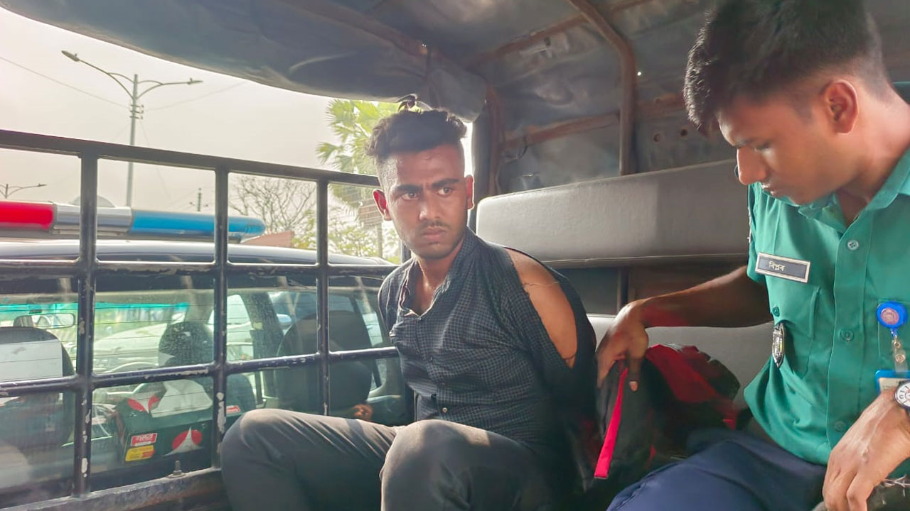 খুলনায় আ.লীগের ঝটিকা মিছিল, গ্রেপ্তার ২৫