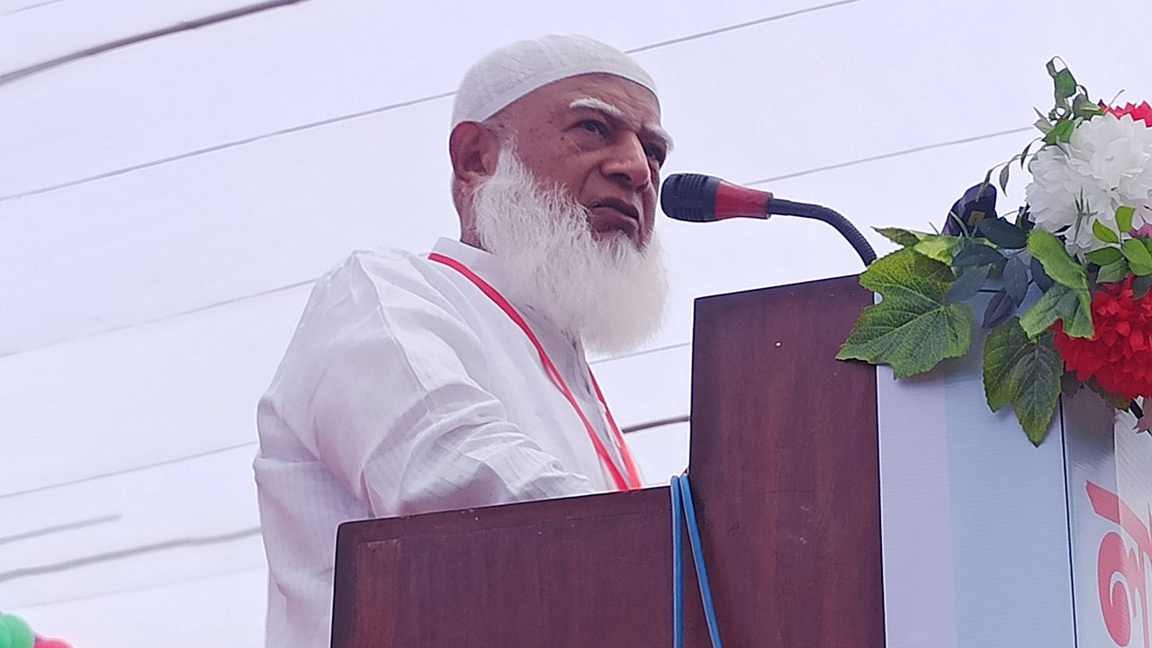 ‘ওয়ারেন্টি দিচ্ছি, দেশের মানুষ নিরাপত্তা ও সম্মান নিয়ে বাঁচবে’