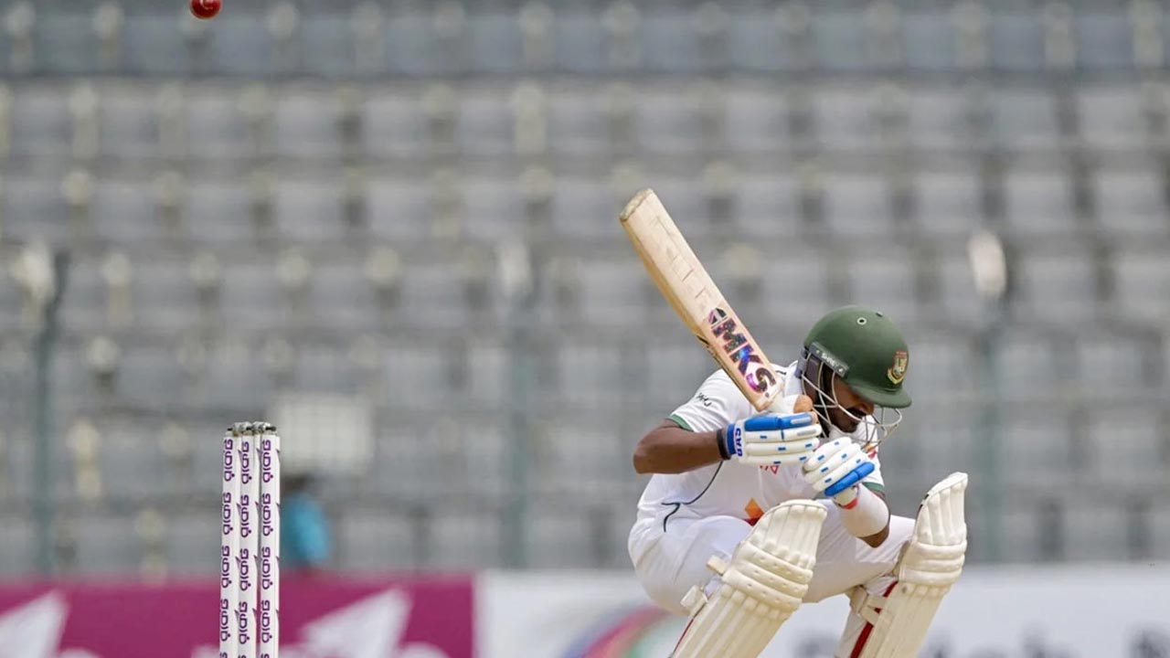 ‘১০ নম্বর মহাবিপদ সংকেতে’ বাংলাদেশ