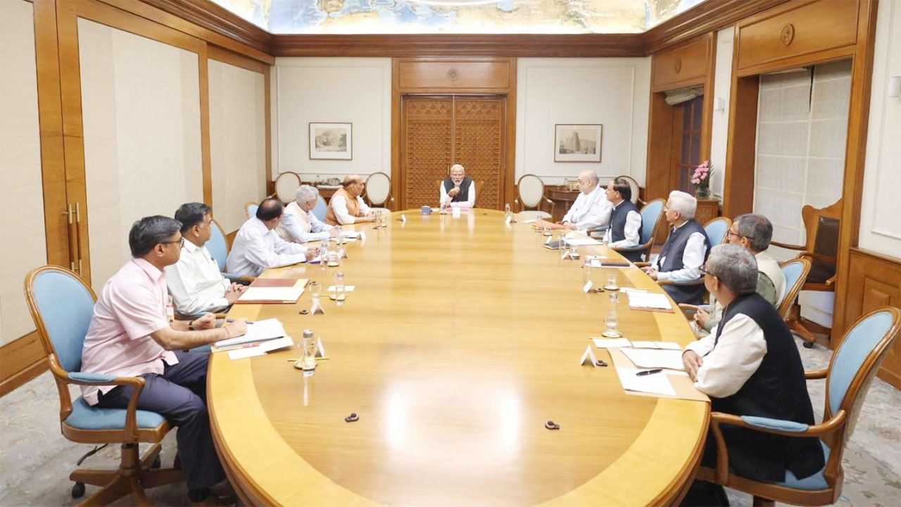 ইসলামাবাদের বিরুদ্ধে যে ৫ কড়া পদক্ষেপ নিল নয়াদিল্লি