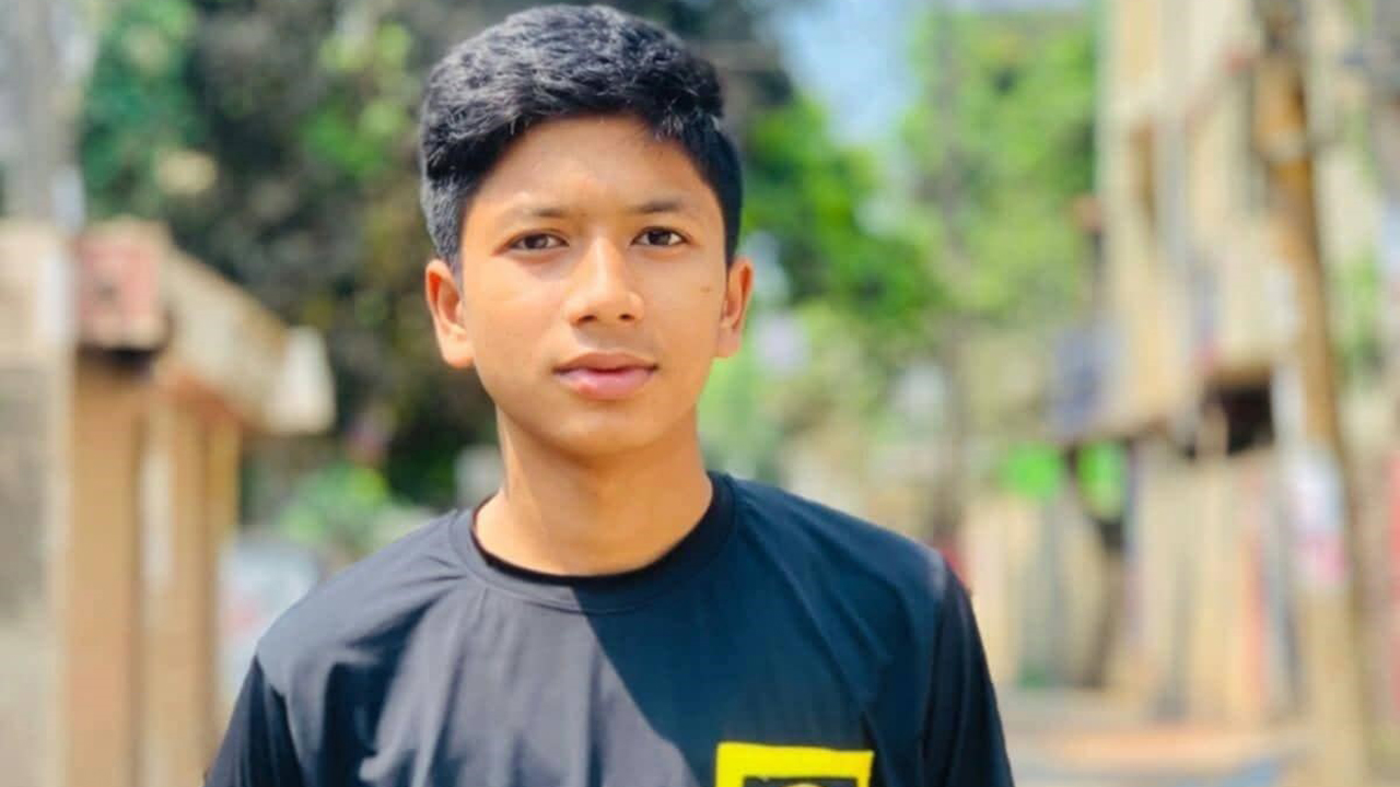 জুলাই আন্দোলনে শহীদ রিজভীর ভাইকে কুপিয়ে জখম করল কিশোর গ্যাং